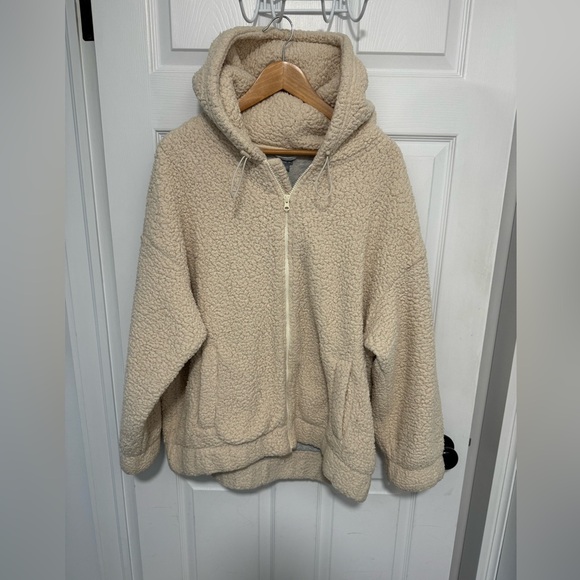 aerie Jackets & Blazers - Aerie Sherpa Zip Up Shacket